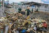 Sampah Dari Hulu Jadi Tantangan Berat di Muara Angke