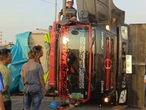 Kronologi Tukang Las Tewas Tertimpa Truk Muatan Rongsokan di Flyover Tanjung Mas Semarang