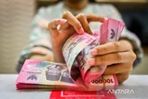 Suku Bunga Naik, Daya Beli Tertekan, Kelas Menengah Terdampak