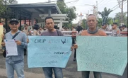 Geruduk Kantor Pemkab, PPPI Tuntut Syaefuddin Dicopot dari Jabatan Wakil Bupati Indramayu