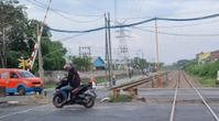 Perlintasan Rel Kaligawe Semarang Diperbaiki, Pengendara Diimbau Lewat Jalur Alternatif
