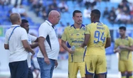 Thom Haye Bermain Penuh Lawan Arema, Pelatih Persib Bojan: Dia Pemain Bagus