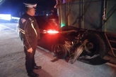Diduga Microsleep, Pengemudi Mobil Tewas Seusai Tabrak Truk di Tol Jombang-Mojokerto