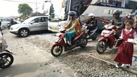 Perlintasan KA Laswi Bandung Dinilai Membahayakan, Begini Respons KAI