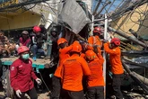 Evakuasi Dramatis Sopir Truk Trailer di Pasuruan, Sempat Gerakkan Tangan saat Terjepit Kabin