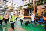 Tinjau PG Ngadirejo, Khofifah Soroti Antrean Truk Tebu dan Optimalisasi Proses Giling