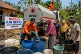Kekeringan Melanda Babakan Madang, 555 Warga Desa Karang Tengah Bogor Terima Bantuan Air Bersih