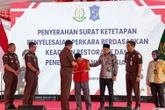 Kejari & Pemkot Surabaya Beri Restorative Justice 11 Pelaku Tindak Pidana