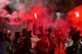 Lautan Hijau di Tengah Kota, Bonek & Bonita Rayakan 99 Tahun Persebaya