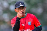 Bidik Start Positif, Aji Santoso Incar Kemenangan Perdana Persela Lamongan di Surajaya