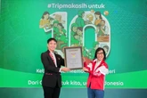 Grab Pecahkan Rekor Dunia Melalui MURI: 5.000 Mitra Pengemudi Menghias Tumpeng di 80 Kota
