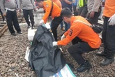 Pemotor Tewas Tertabrak Kereta Api di Perlintasan Margorukun Surabaya