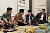 Wapres Gibran Sebut Gus Iqdam Teman Lama dan Guru