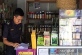 Bea Cukai Banjarmasin Cek Langsung Harga Rokok di Pasaran