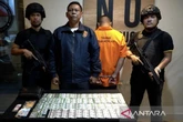 Polda Metro Jaya Bongkar Peredaran Obat Terlarang Berkedok Warung Kopi