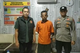 Bikin Geleng-geleng, Pria Ini Curi Uang dalam Kotak Amal di Gresik Tuk Foya-Foya
