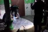Nenek di Probolinggo Dilempar Bondet Oleh OTK, Dituduh Punya Ilmu Santet