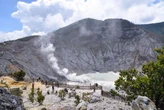 Aktivitas Gunung Tangkuban Parahu Naik di Akhir Pekan Ini, Warga dan Pengunjung Diminta Hati-hati