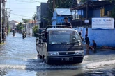Curhat Warga Surabaya saat Banjir: Sudah Macet, Jalan Terendam, 2 Hari Ini Bikin Pusing