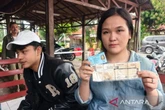 Ngaku Polisi dari Mabes Polri, Yohanes Tipu Adelia