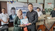 Dian Fahrud Jaman Salurkan Bantuan PIP untuk Ratusan Siswa Kurang Mampu di Karawang