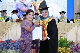 Dikukuhkan Guru Besar, Prof Ully Soroti Strategi Batik Indonesia Hadapi Persaingan Asing