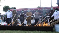 Kejari Bantul Musnahkan Ribuan Barang Bukti, Ada Senjata Api hingga Ganja