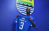 Bek Anyar Persib Gabriel Mutombo Pakai Nomor Punggung Warisan Mantan Bintang PSG