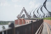Mulai Marak Pedagang Asongan di Jembatan Pandansimo