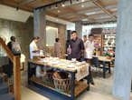 Saint James Buka Showroom di Sunset Road Seminyak, Incar Industri Hospitality Bali