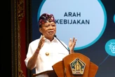 Koster: Bali Mandiri Energi tak Bisa Ditawar, PLTS Atap Jadi Solusi