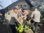 Brimob Turun Gunung, Gelar Bedah Rumah hingga Antarjemput Anak Sekolah