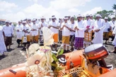 Bupati Badung Pimpin Ritual Pemahayu Jagat & Mapekelem Pascabanjir, Maknanya Dalam
