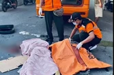 Ngeri, Pengendara Mio Hantam Bemper Truk di Denpasar, Korban Tewas Mengenaskan