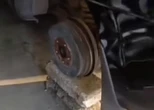 Viral Pencurian Velg & Ban Mobil di Area Parkir Bandara Bali, Cek CCTV!