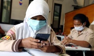 Komisi I Desak Operator Seluler Patuh Pada Putusan MK Terkait Sisa Kuota Pelanggan