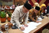 DPR dan Kemendikdasmen Tambah Anggaran untuk Guru, Berlaku Tahun Depan