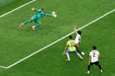Zion Suzuki Akui Satu Hal yang Terus Menghantuinya seusai Jepang Kalah dari Brasil