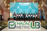Buktikan Komitmen, Bio Farma Raih Penghargaan di UB Halal Metric Awards 2026