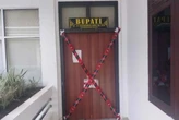 Kantor Disegel KPK Seusai OTT, Plt Bupati Kuansing Mukhlisin Mengungsi ke Ruang Sempit