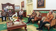 Menteri LH Jumhur Hidayat Terhenyak Mendengar Cerita dari Sri Sultan HB X