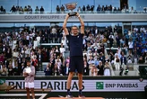 Alexander Zverev Jawara Roland Garros 2026, Akhirnya
