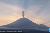 Gunung Semeru Erupsi, Tinggi Letusan 1.000 Meter di Atas Puncak