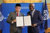 Menaker Yassierli Resmi Serahkan Instrumen Asli Ratifikasi Konvensi ILO 188 di Jenewa