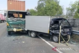 Tabrakan Beruntun Enam Kendaraan di Tol Bintara, Satu Pengemudi Tewas