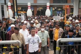 Tuntut Hak Tanah Adat, Ratusan Massa Unjuk Rasa di Depan Arjuna HyperBowling