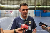 Keliling Cari Bakat, Hector Souto Minta Fasilitas Lapangan Futsal Daerah Diperbaiki