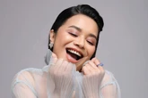 Ruth Sahanaya Hadirkan Nuansa City Pop dalam Pelangi