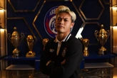 Arema FC Rekrut Alfeandra Dewangga Dari Persib Bandung