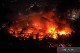 Kebakaran Permukiman di Kawasan Pasar Jiung Kemayoran, 3 Orang Terluka